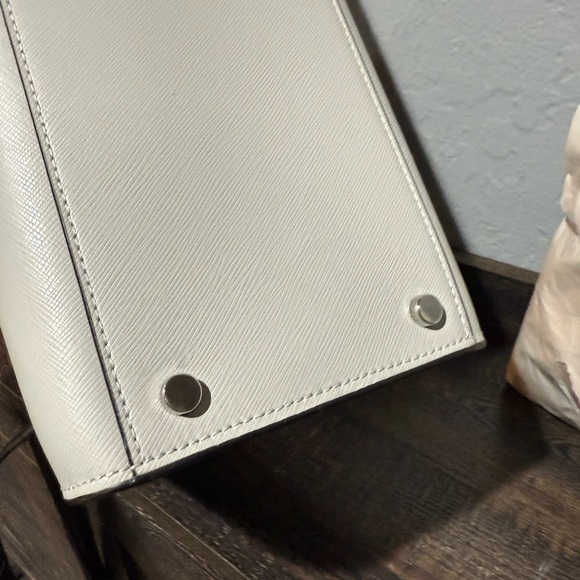 BNWT Kate Spade Madison Medium Satchel​ - Picture 7 of 9